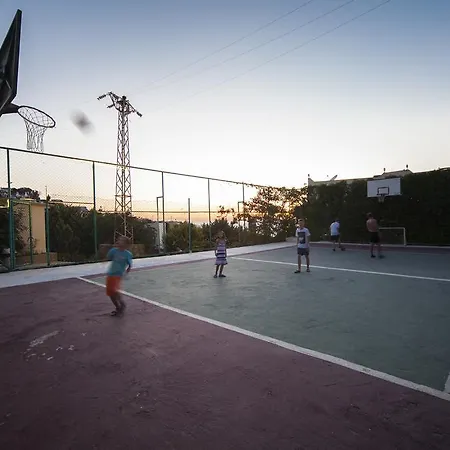 ホテル Crystal Bodrum ギュムシュルク