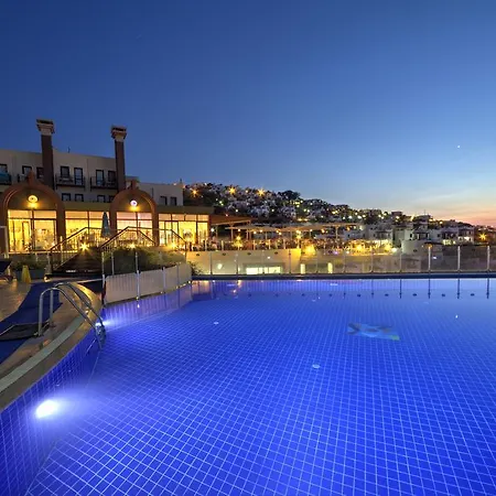 Crystal Bodrum 4*