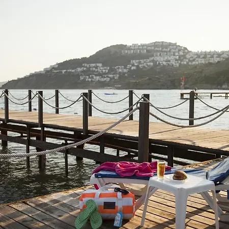 Crystal Bodrum 4*