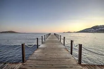 Crystal Bodrum 4* Gümüşlük